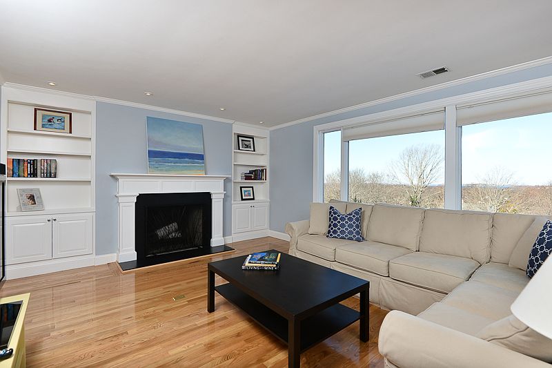 Living Room with Built-ins