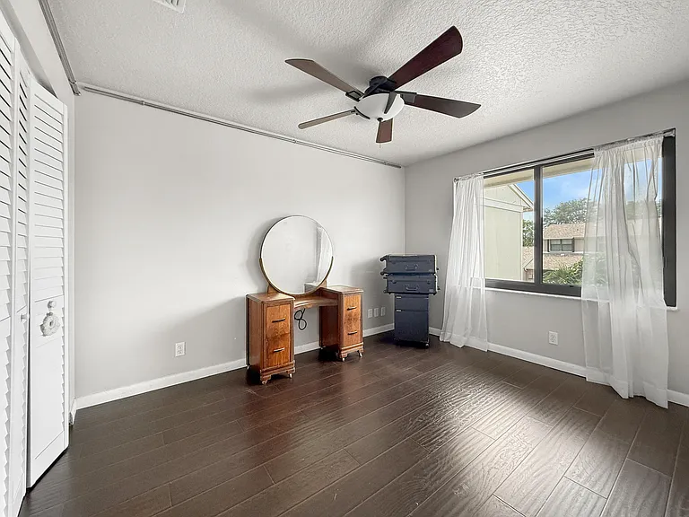 5246 Jog Ln — Photo 12
