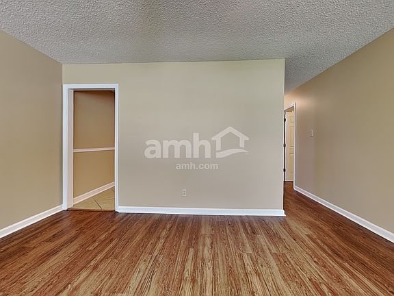 5th image of 2524 Cinema Dr