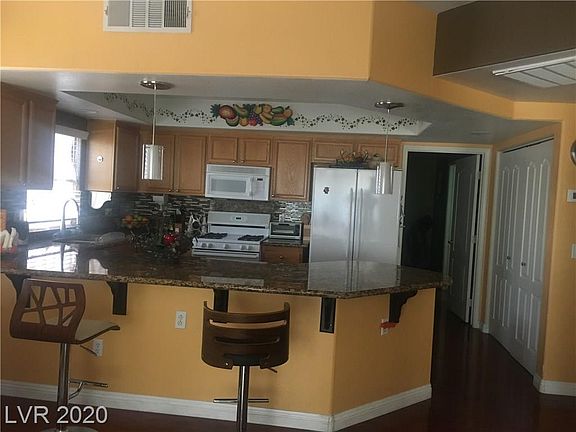 5th image of 3608 Lisandro St Unit 204