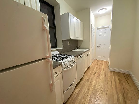 4th image of 147 E 90th St APT 2B