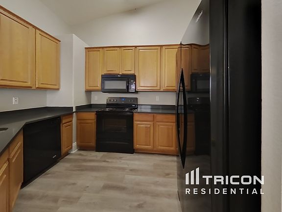 5th image of 4715 E Meadow Creek Way