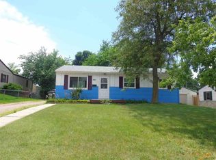 809 E Oakland St, Rapid City, SD 57701