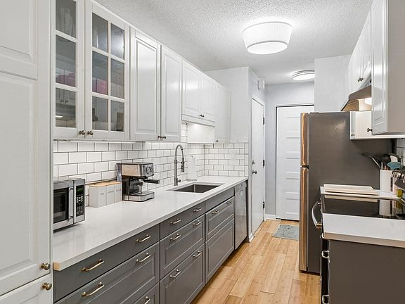 5th image of 1200 Nicollet Mall APT 307
