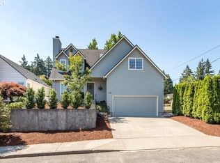 1710 SW Freeman St, Portland, OR 97219