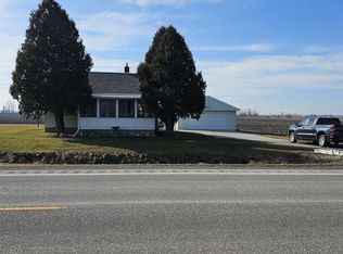 211 N Farley Rd, Bay City, MI 48708