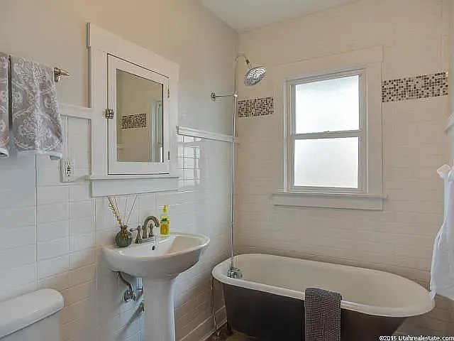 169 E Kelsey Ave — Photo 7