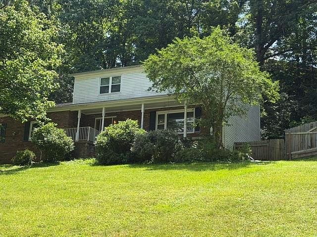 1st image of 12 Deer View Ln
