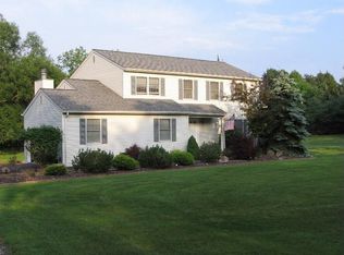 15985 Arbor Trl, Newbury, OH 44065