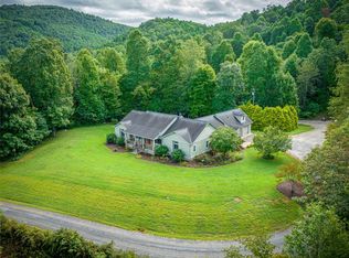 15 Lacie Fern Ln, Black Mountain, NC 28711