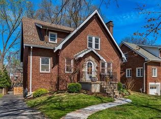 7337 Stanford Ave, Saint Louis, MO 63130