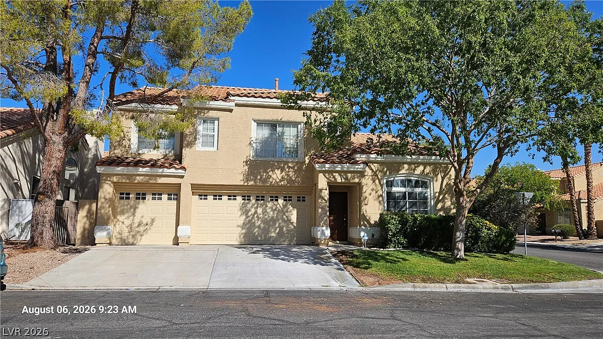 4 bed, 2.5 bath, 2522 sqft, $2,471 — Photo 1