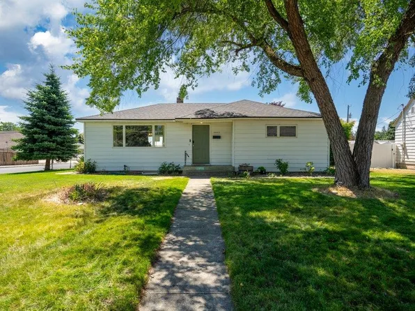 2803 W Sanson Ave, Spokane, WA 99205