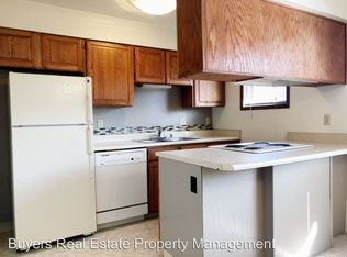 7114 Bearfoot Dr APT 4, Anchorage, AK 99502