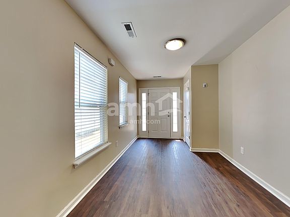 5th image of 318 Salkahatchie St