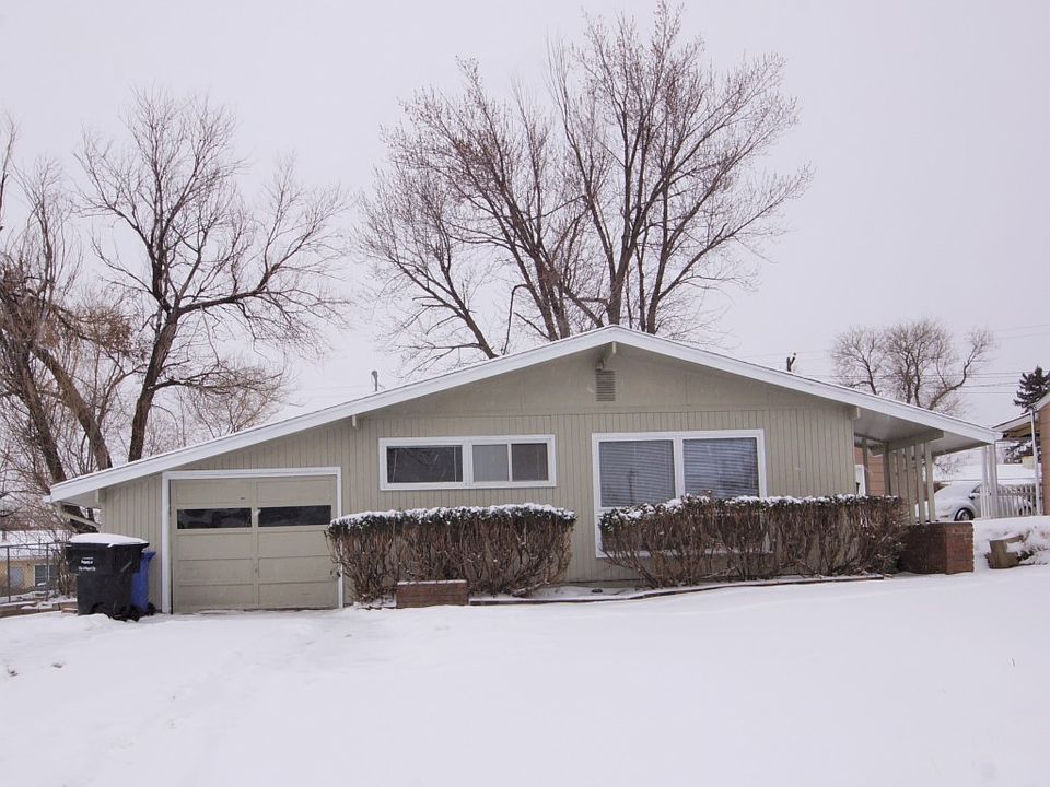 1st image of 617 E Iowa St