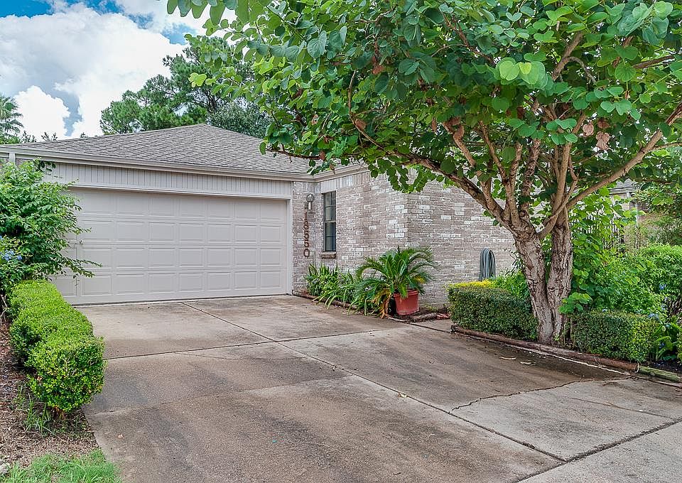 1st image of 18550 Glen Briar Ln