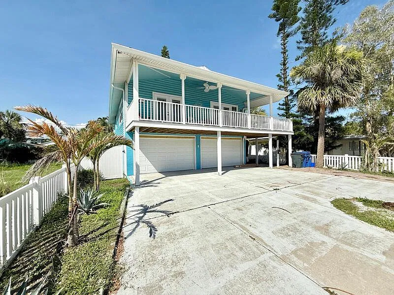 3 bed, 1.0 bath, 1440 sqft, $2,495 — Photo 4