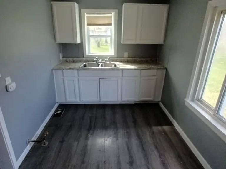 4080 Isabelle St — Photo 8