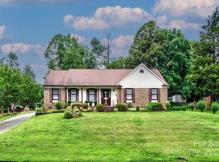 1658 Buckingham Ave, Gastonia, NC 28054
