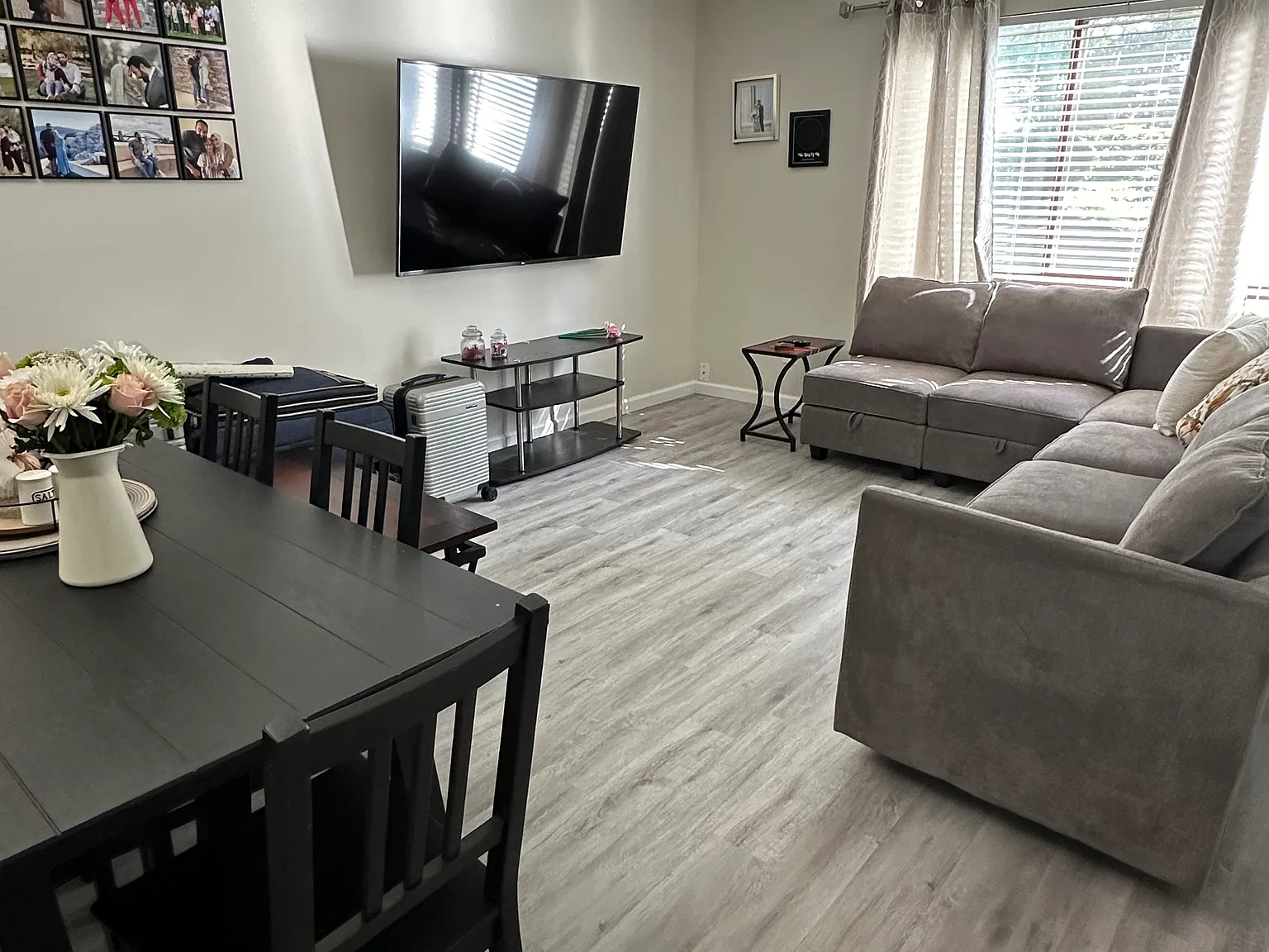 2 bed, 1073 sqft, $2,400 — Photo 3