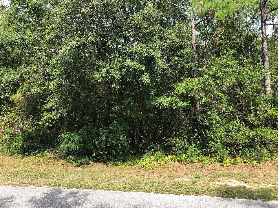 1st image of 302 - 304 NE 42nd Street