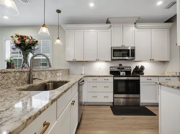 4517 Mary Owen Rd, Tallahassee, FL 32303