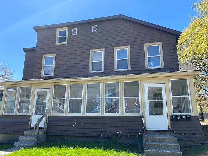 717 Alexandria St #LEFT — Photo 1