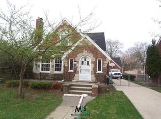 21937 Hayes Ave, Eastpointe, MI