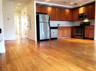 130 Diamond St APT 2B, Brooklyn, NY 11222