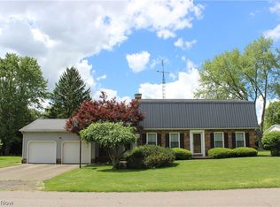 7465 Ashburton Cir NW, North Canton, OH 44720