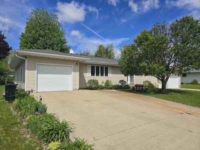 104 Lincoln Way, West Union, IA, 52175