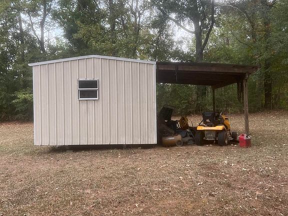 2nd image of 4141 Kleinpeter Ln
