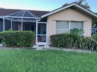 5241 W Lakes Dr, Deerfield Beach, FL 33442