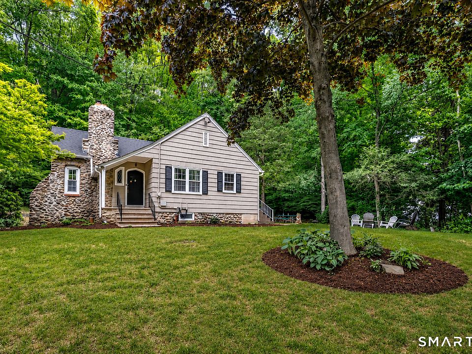 1st image of 818 Middlebury Road