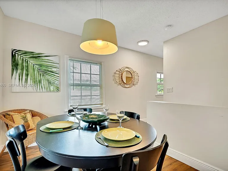 1826 NW South River Dr — Photo 26
