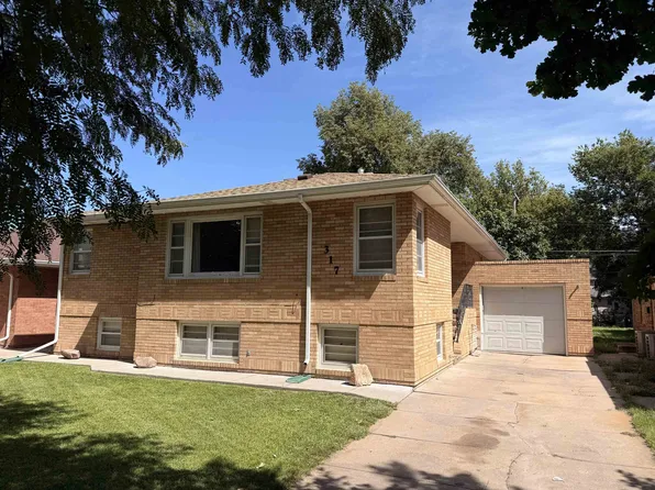 317 S Maple Street, North Platte, NE 69101