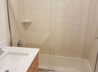 815 Gladys Ave APT 4, Long Beach, CA 90804