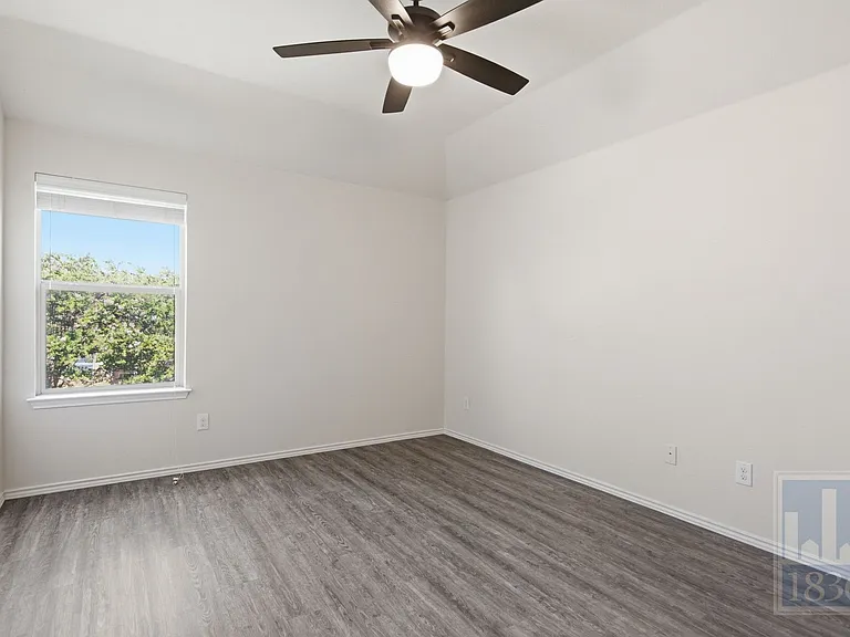 18713 Falcon Pointe Blvd — Photo 26