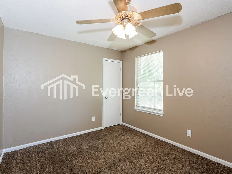 3652 Pebble Creek Dr — Photo 13