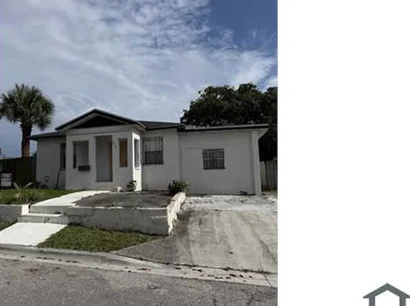 917 W 7th St, Riviera Beach, FL 33404