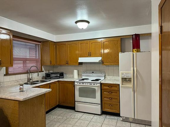5th image of 7600 Middleshire Dr
