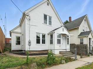 186 Suffolk St, Holyoke, MA 01040
