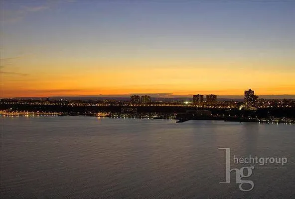 Rented by Hecht Group | media 29