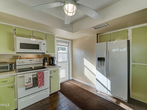 5th image of 3345 E DESERT COVE Avenue