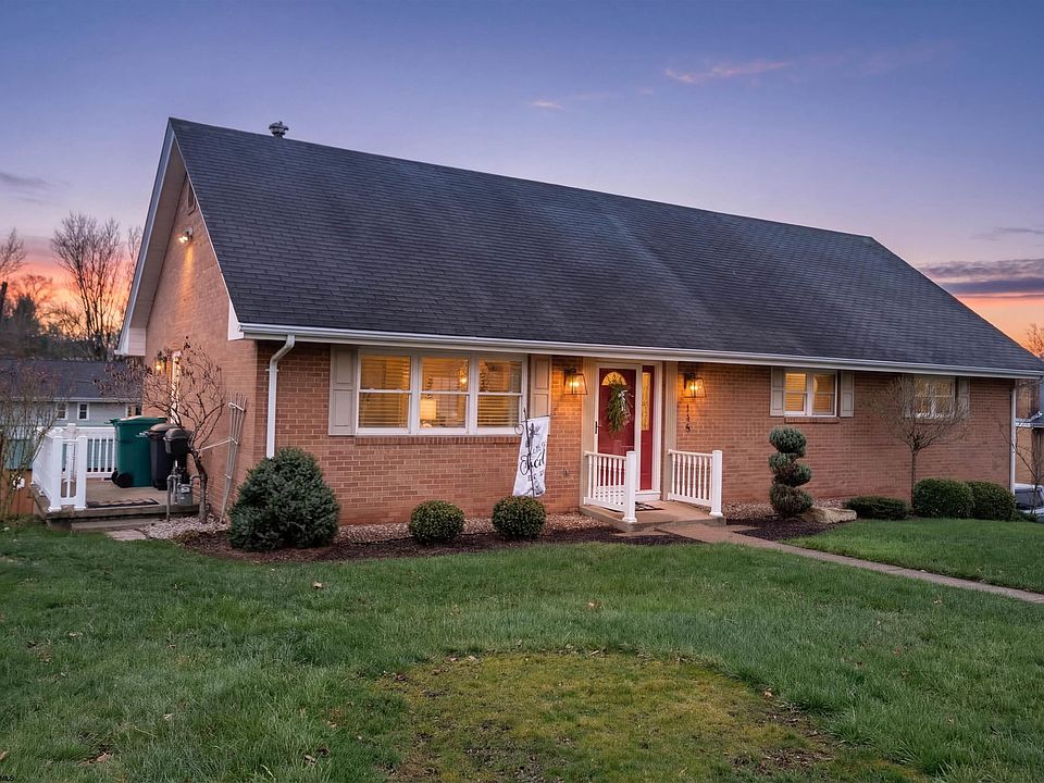 1st image of 118 Ridgeway Dr