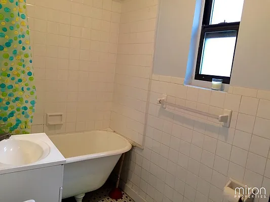 Rented by Ink Realty Services LLC | media 28