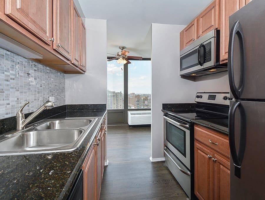 1st image of 4000 N Hazel St #1812