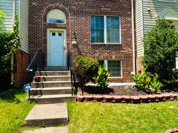 104 Ridgecrest Ct, Stafford, VA 22554