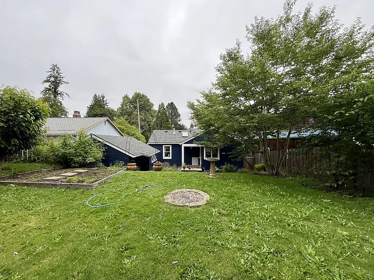 7311 SW 3rd Ave — Photo 38